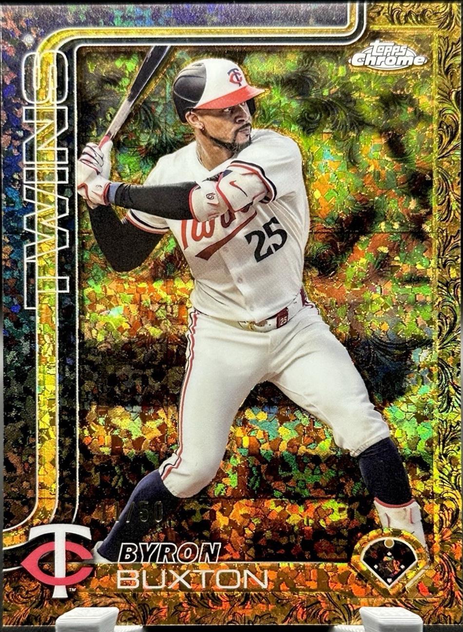 Byron Buxton [Gold Mini Diamond] #17