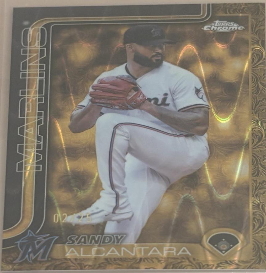 Sandy Alcantara [Gold RayWave] #89