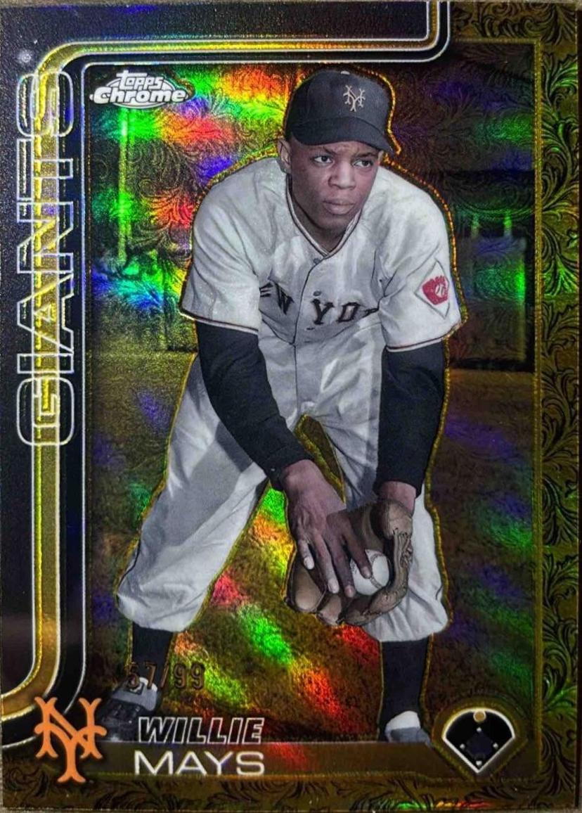 Willie Mays [Electroblack Gold] #124