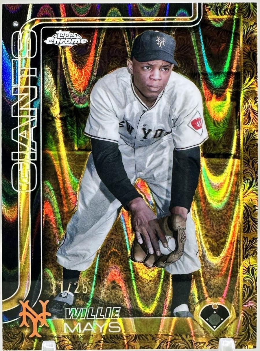 Willie Mays [Gold RayWave] #124