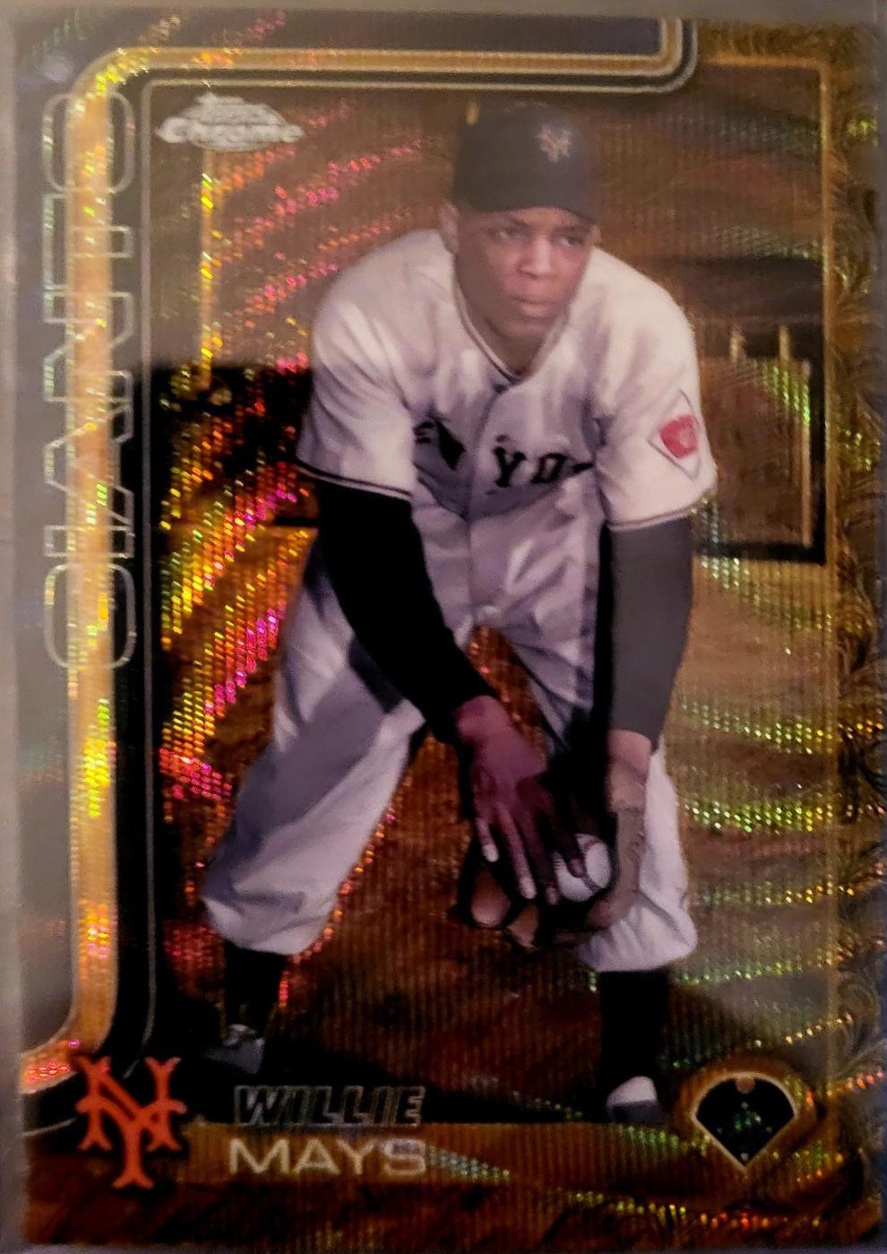 Willie Mays [Gold Wave] #124