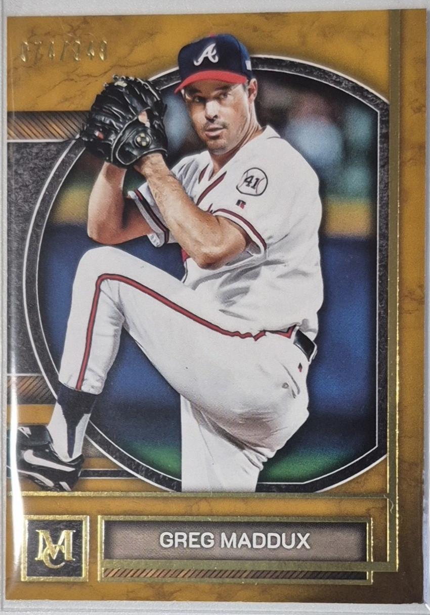 Greg Maddux [Gold] #19