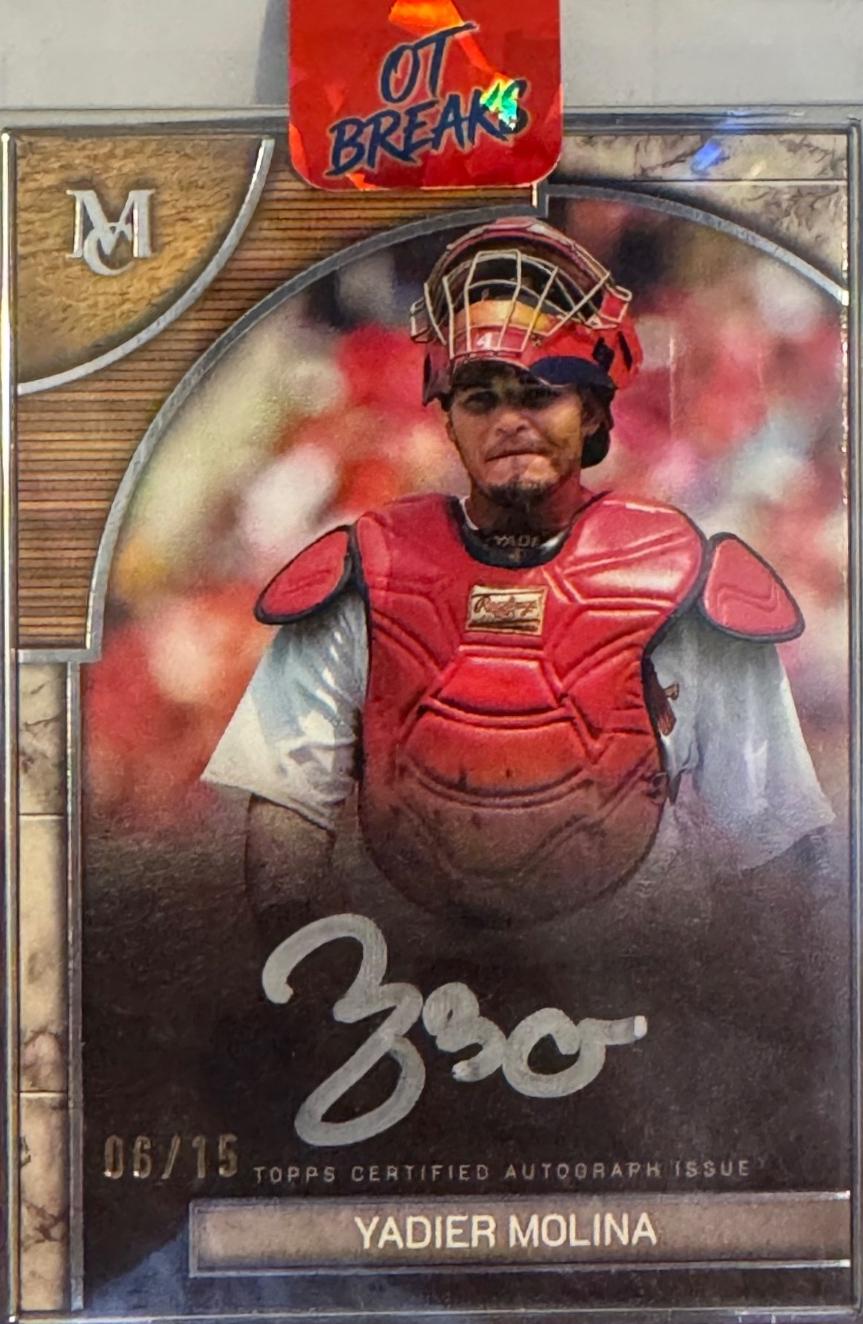 Yadier Molina #FMA-YM