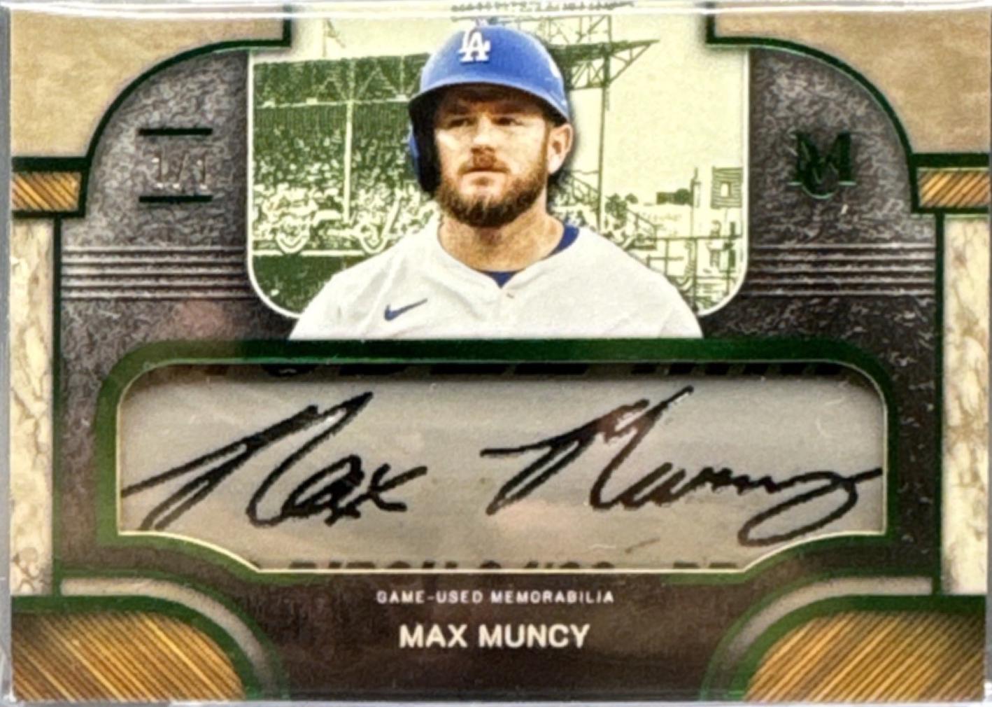 Max Muncy #JLNR-MM