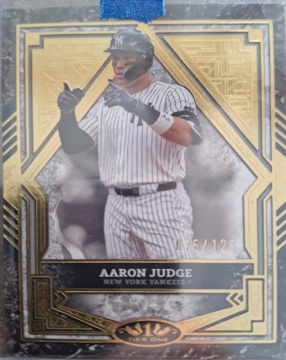 Aaron Judge [Holo Gold Foil] #25