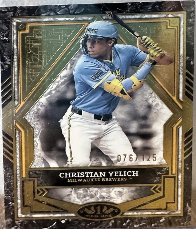 Christian Yelich [Holo Gold Foil] #47