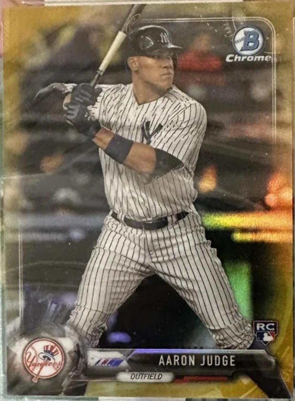 Aaron Judge [Batting Gold Refractor] #56