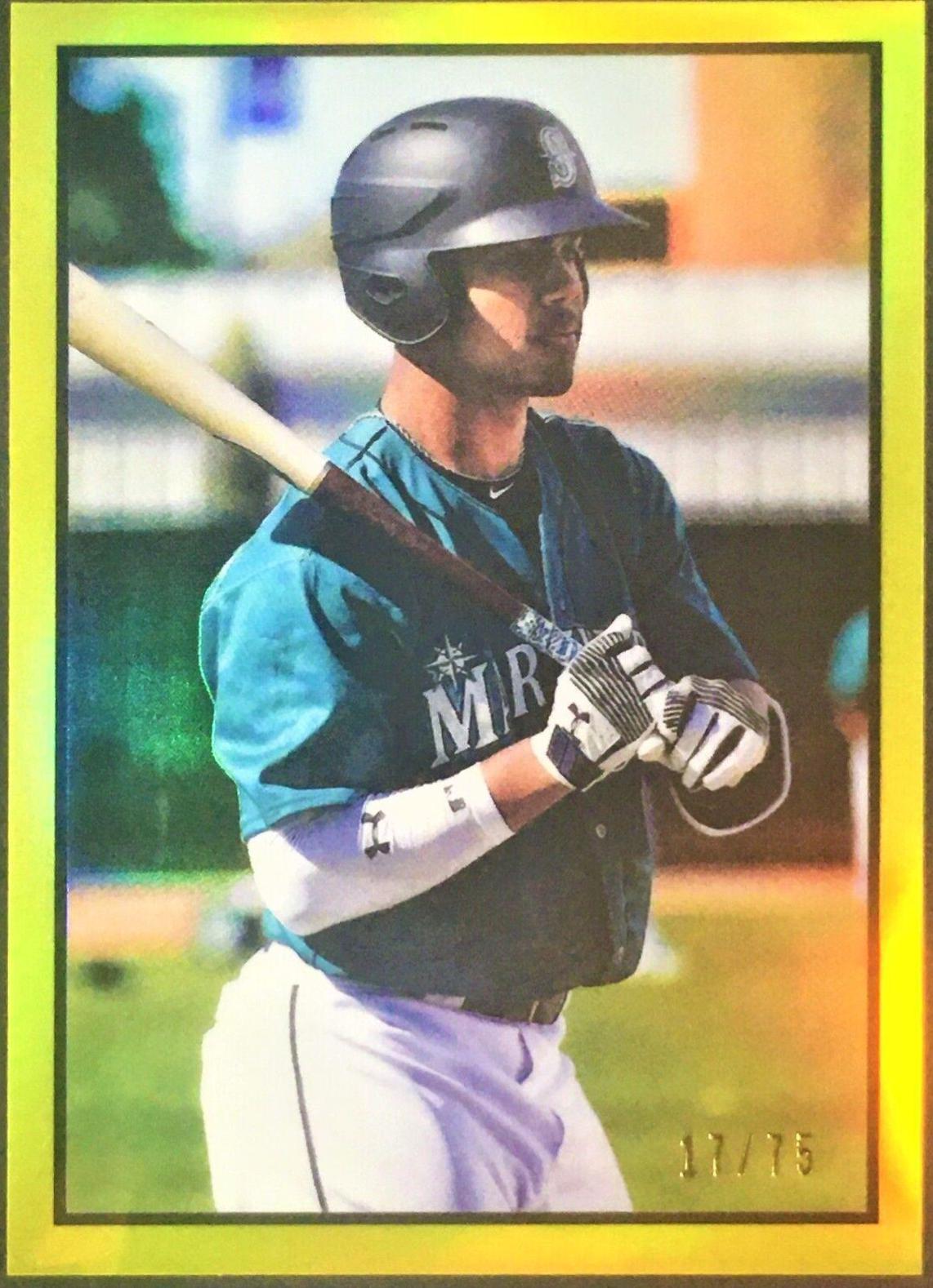Julio Rodriguez [Chrome Yellow Refractor] #18