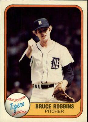 Bruce Robbins #477