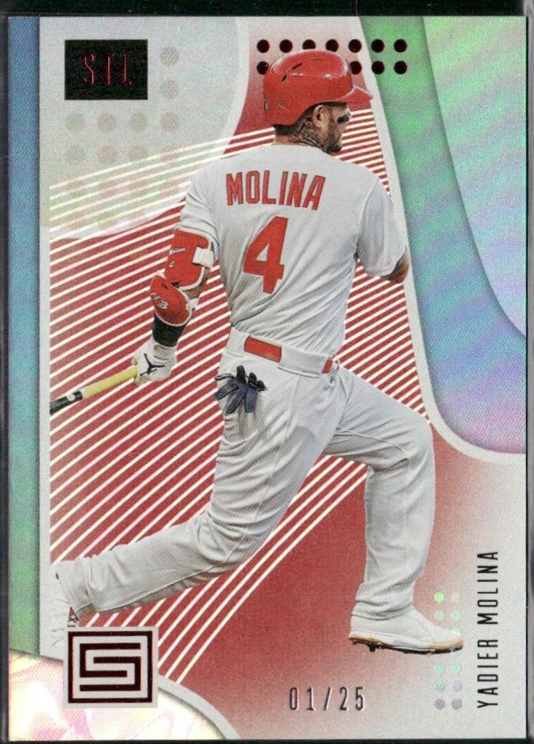 Yadier Molina [Red] #24