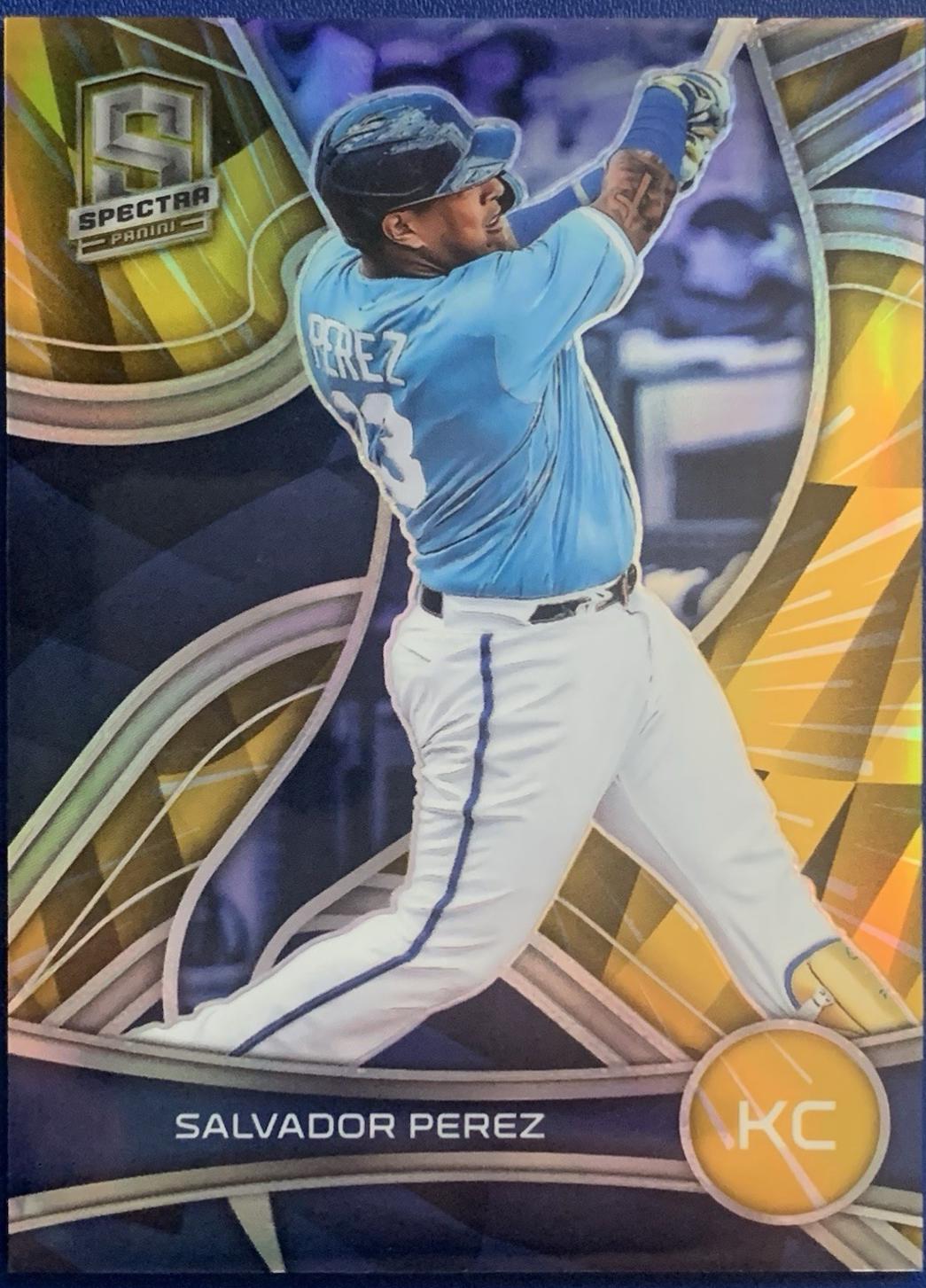 Salvador Perez [Gold] #77