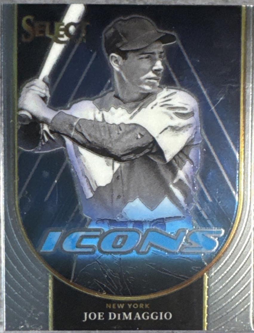 Joe DiMaggio #19