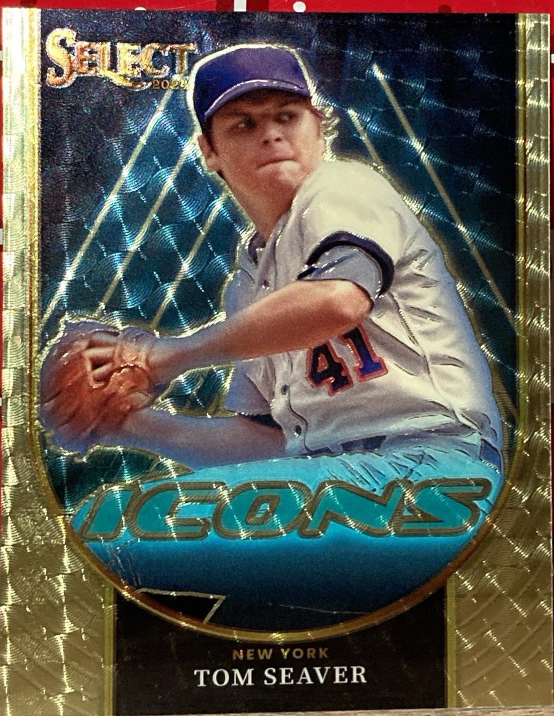 Tom Seaver [Gold Vinyl Prizm] #22