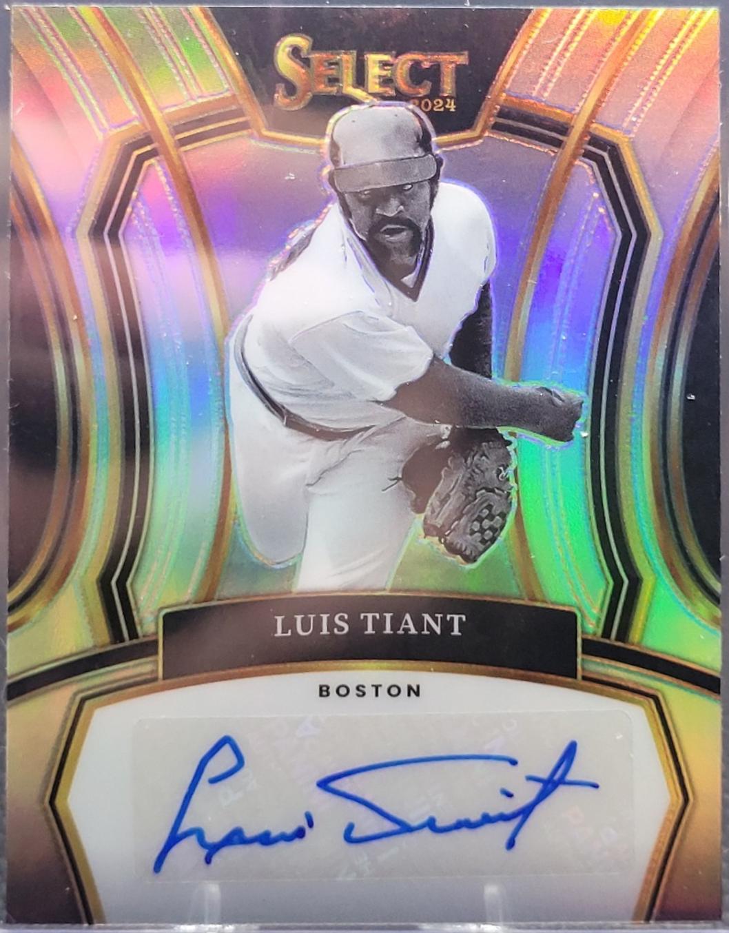 Luis Tiant #LEG-LT