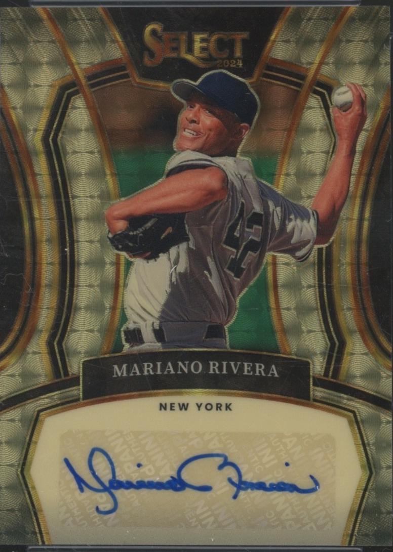 Mariano Rivera [Gold Vinyl Prizm] #LEG-MR