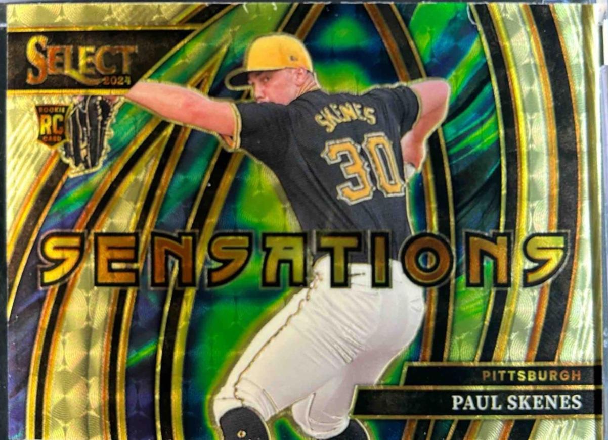Paul Skenes [Gold Vinyl Prizm] #17