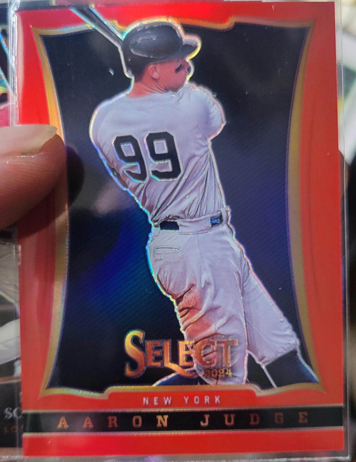Aaron Judge [Red Prizm] #14