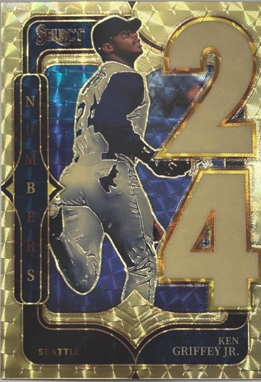 Ken Griffey Jr. [Gold Vinyl] #4
