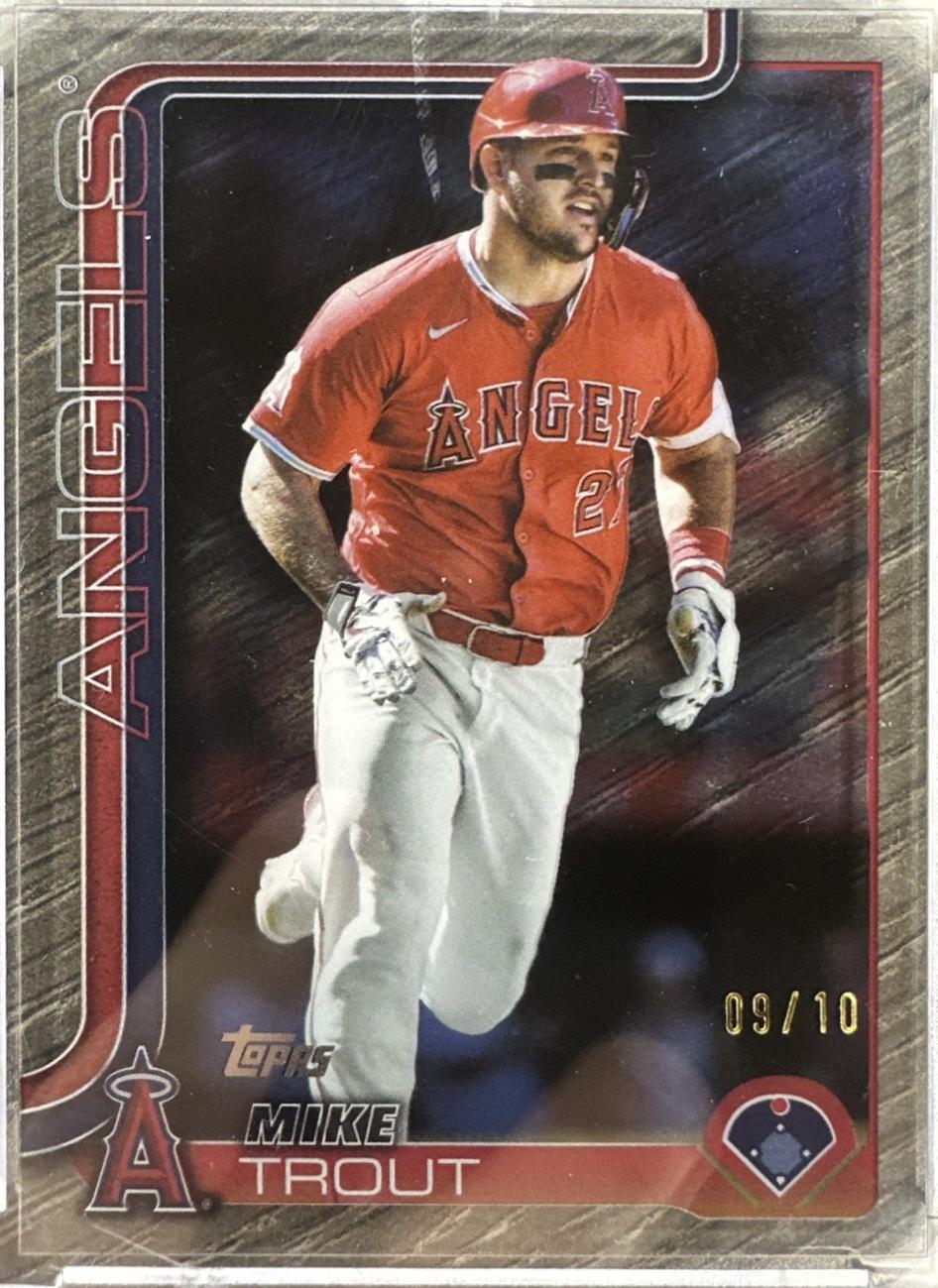 Mike Trout [Clear] #200
