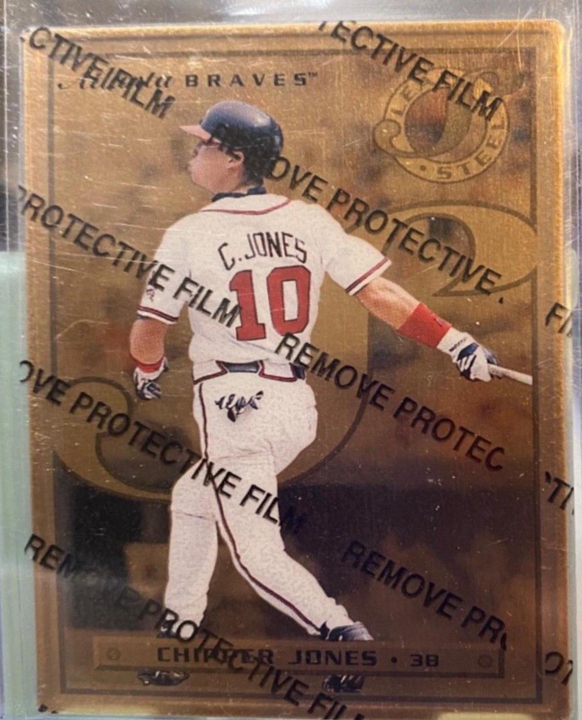 Chipper Jones [Gold] #33