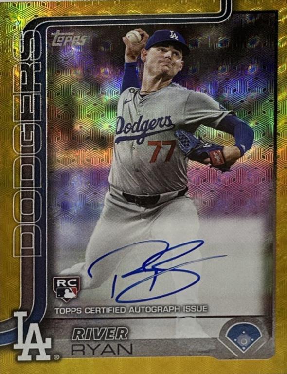 River Ryan [Foilfractor Flagship Real One Autograph] #273