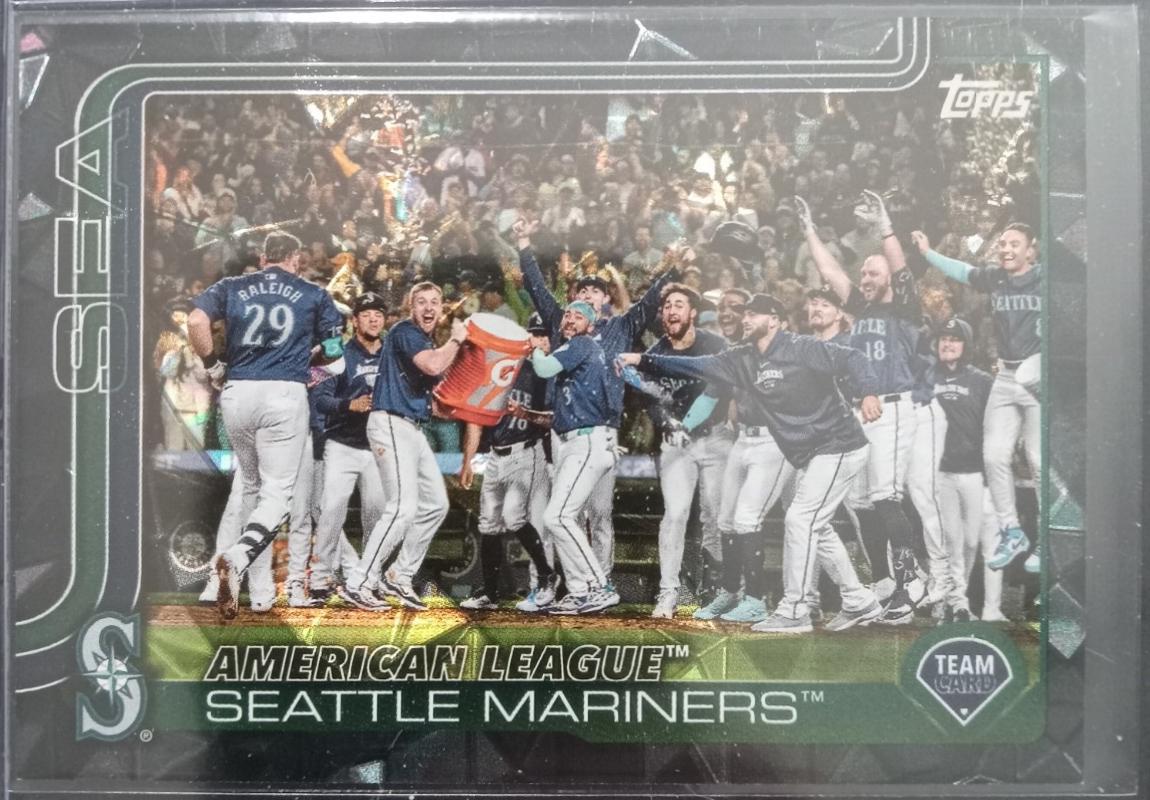Seattle Mariners [Black Foil] #96