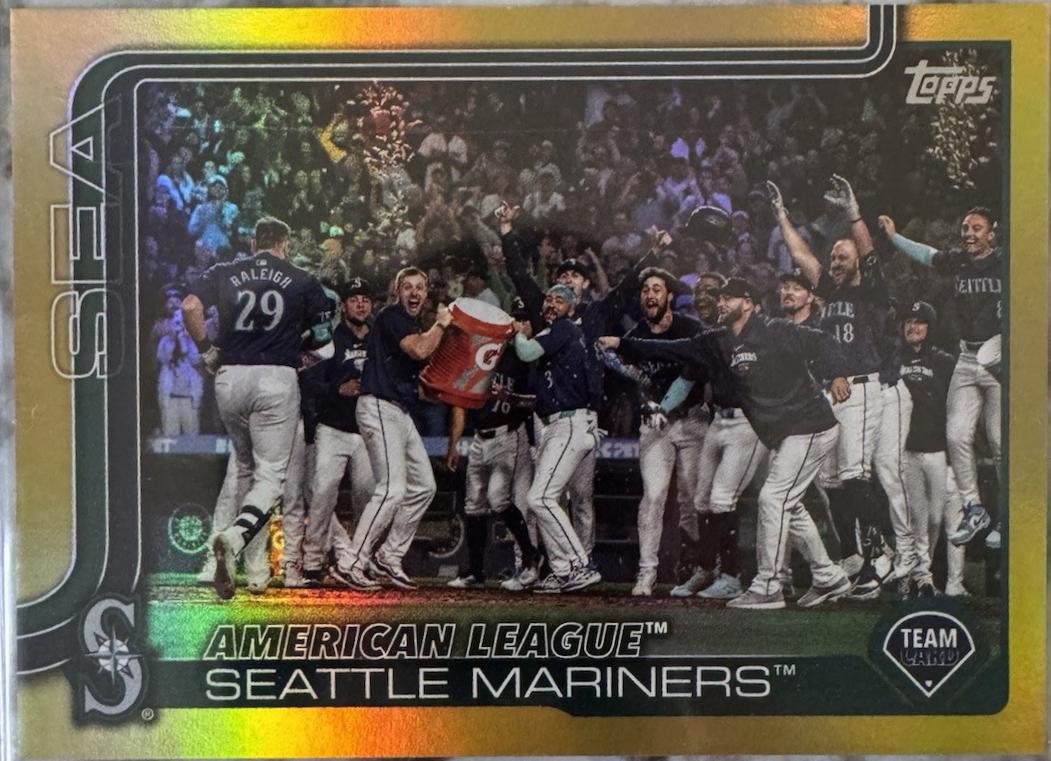 Seattle Mariners [Gold Foil] #96