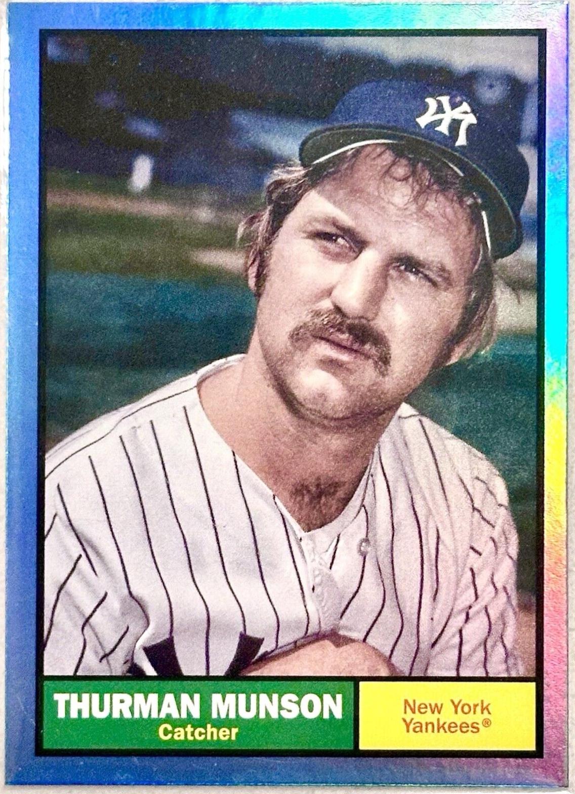 Thurman Munson [Blue Foilboard] #10