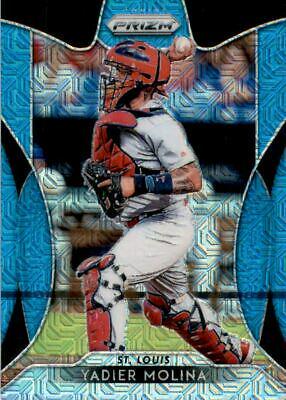 Yadier Molina [Blue Mojo Prizm] #8