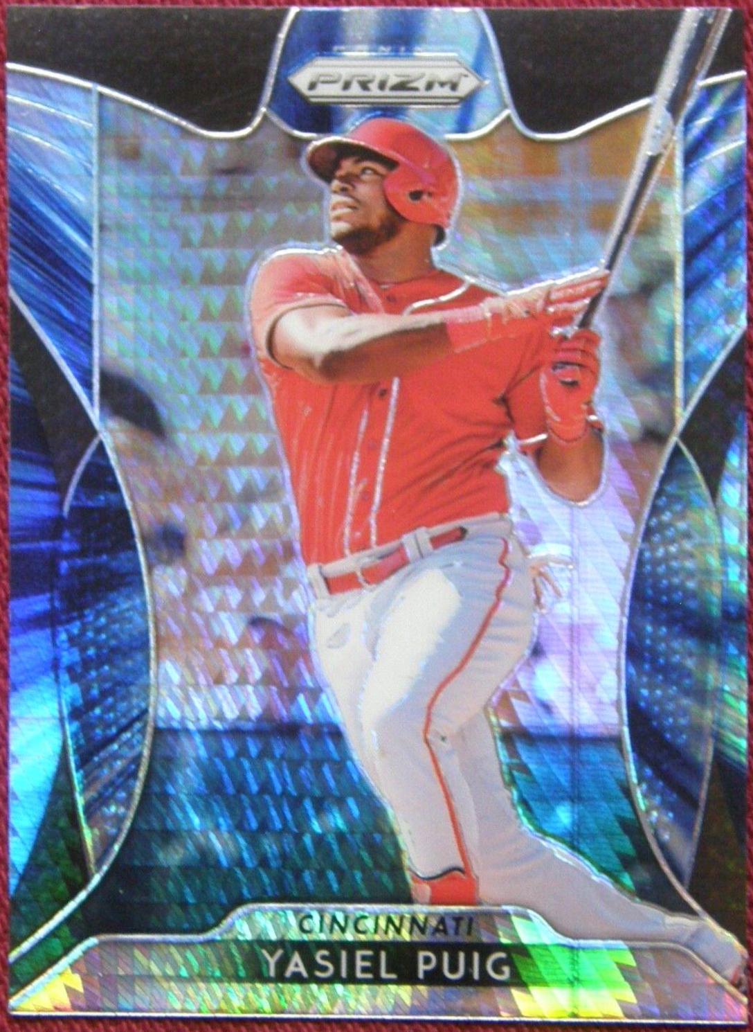 Yasiel Puig [Hyper Prizm Blue] #257