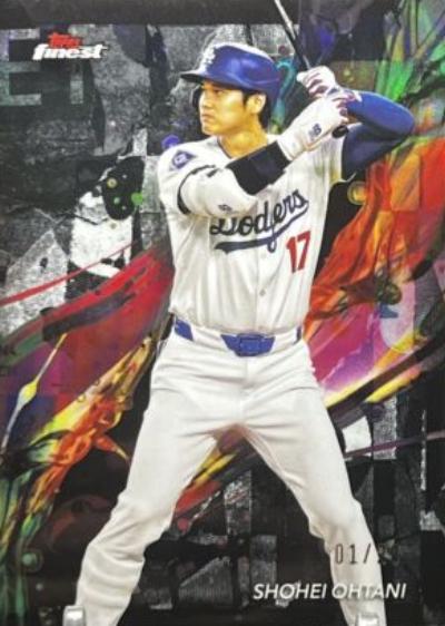 Shohei Ohtani [Black Refractor] #100