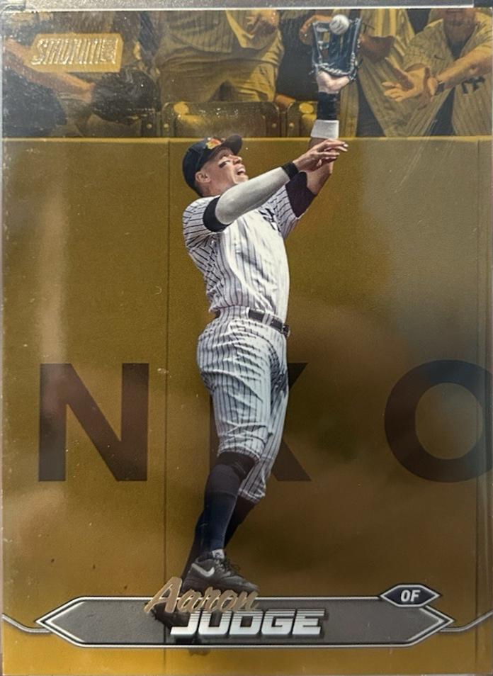 Aaron Judge [Gold Rainbow] #150