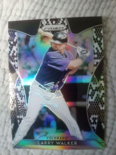 Larry Walker [Snakeskin Prizm] #296