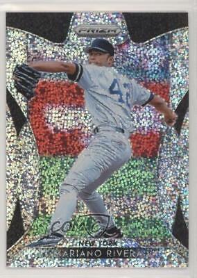 Mariano Rivera [White Sparkles Prizm] #256