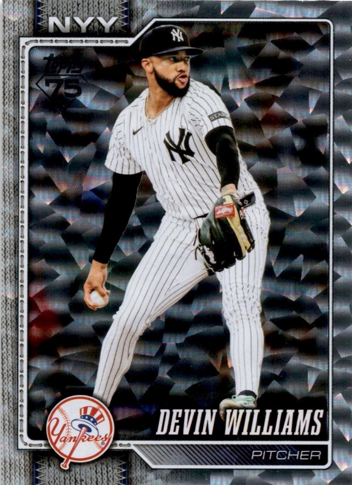 Devin Williams [Silver Crackleboard] #239