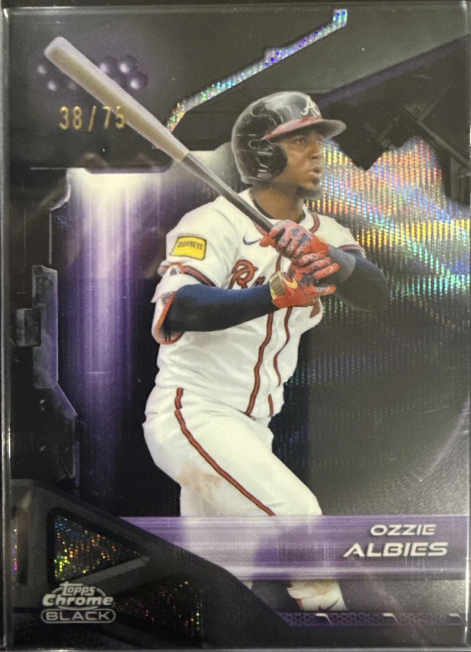 Ozzie Albies [Purple Wave Refractor] #142