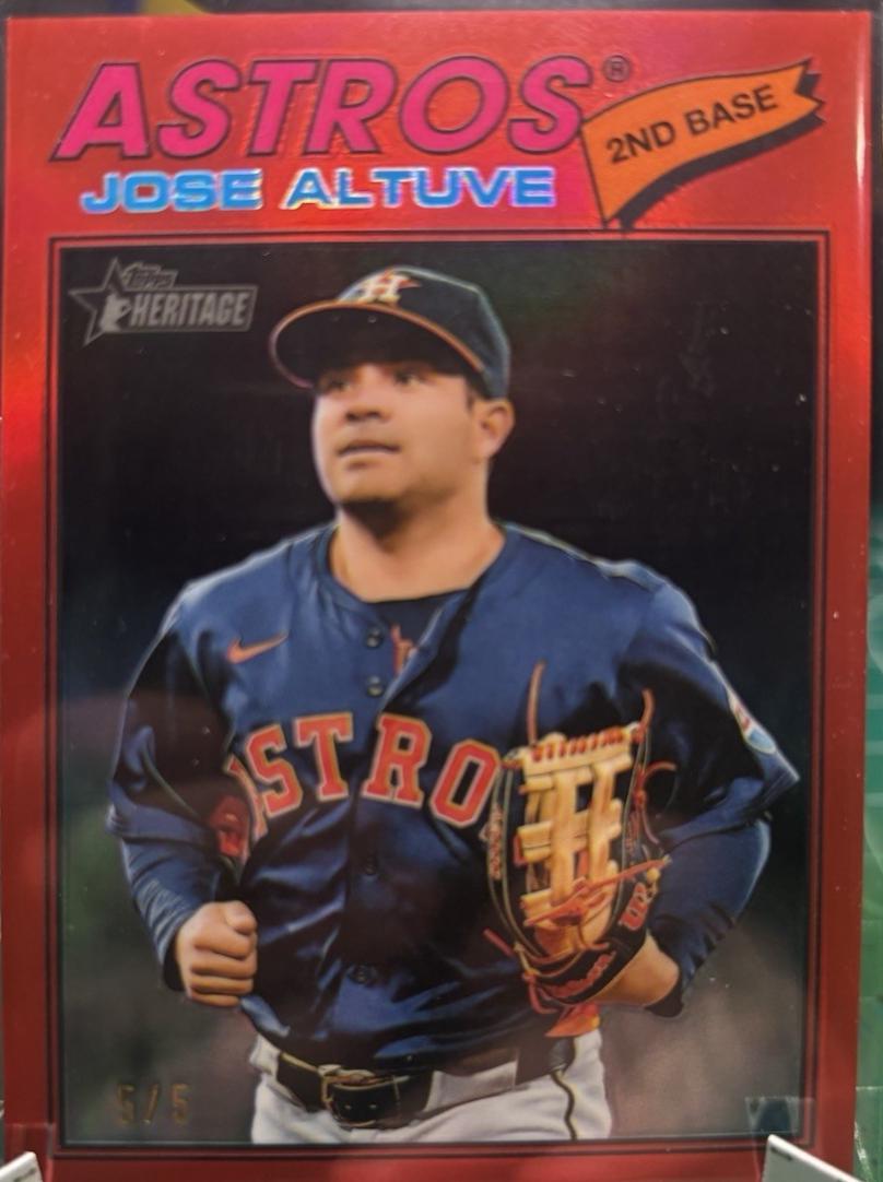 Jose Altuve [Red Bordered Chrome] #11
