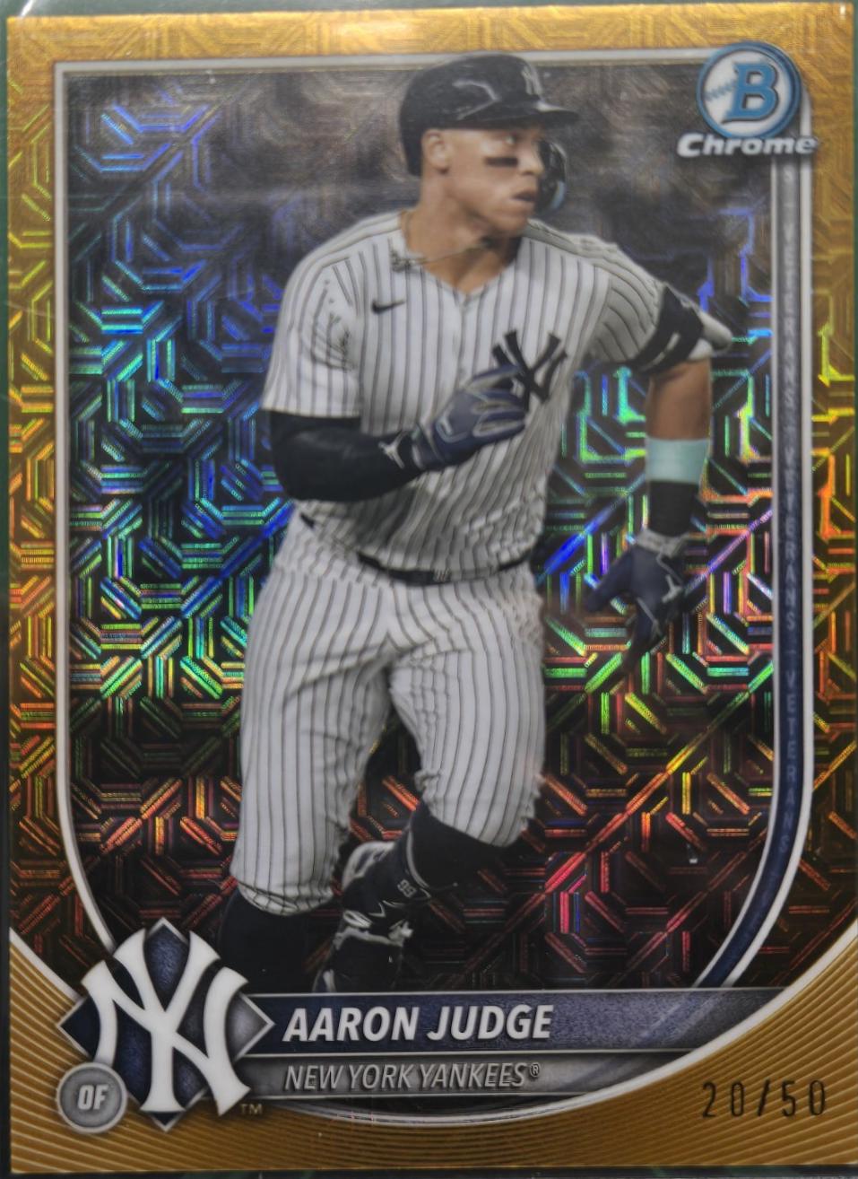 Aaron Judge [Gold Mojo Refractor] #99