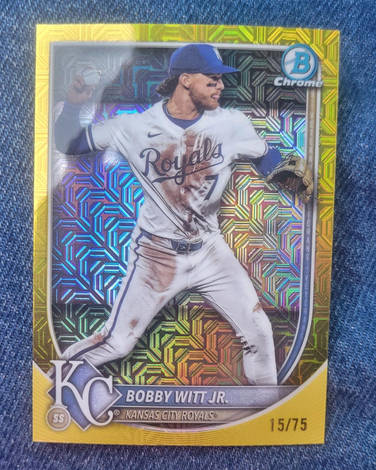 Bobby Witt Jr. [Yellow Mojo Refractor] #7