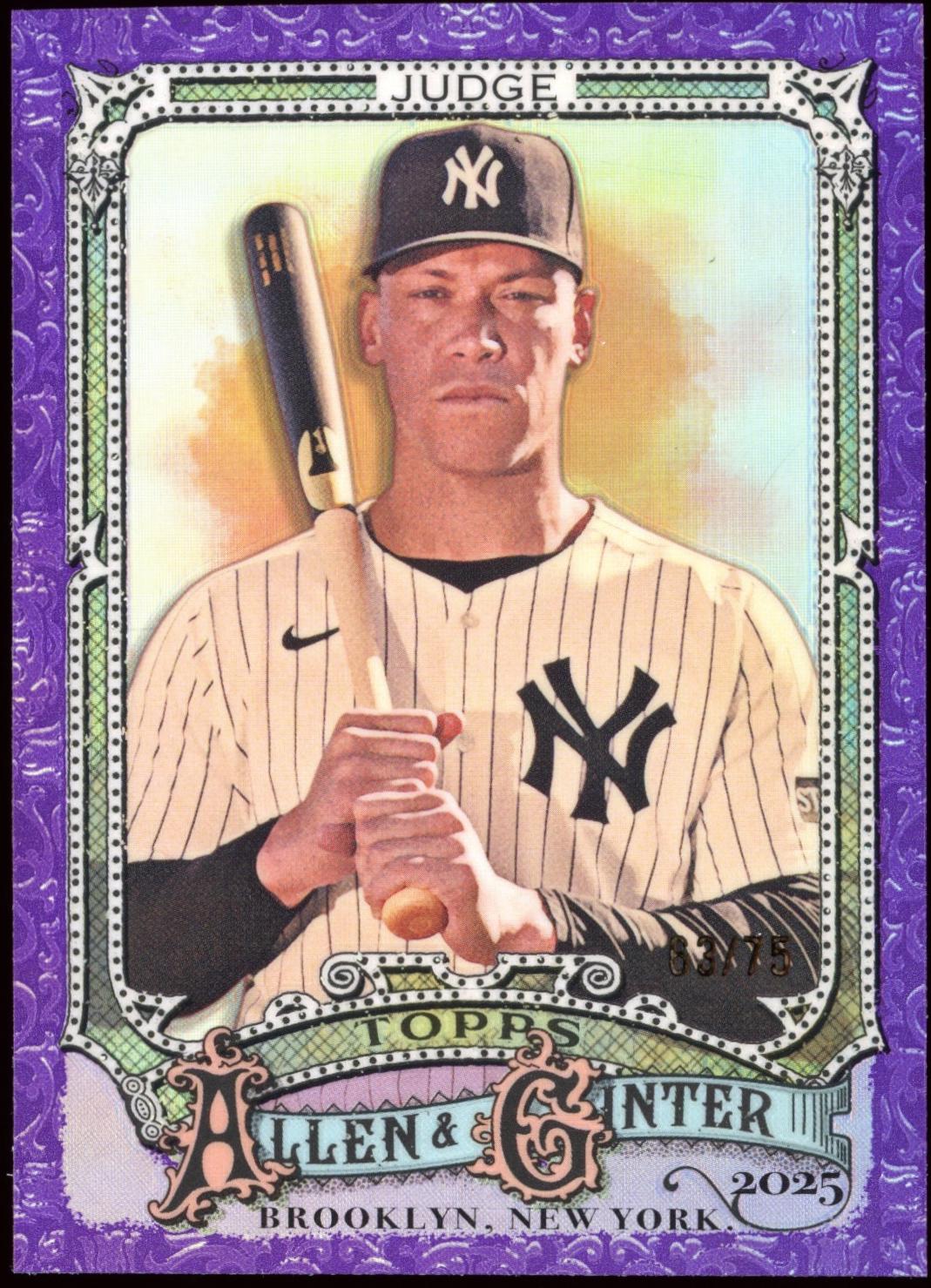 Aaron Judge [Purple Refractor Chrome Variation] #122