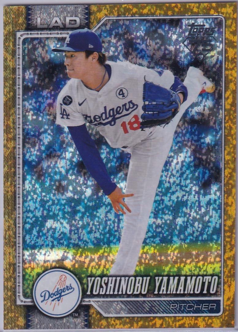 Yoshinobu Yamamoto [Gold Holo] #90