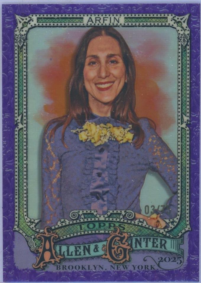 Lesley Arfin [Purple Refractor Chrome Variation] #264