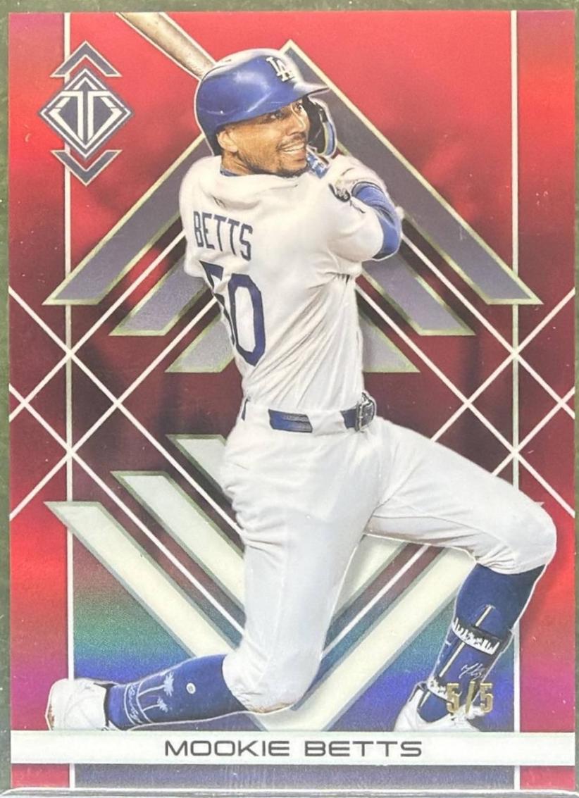 Mookie Betts [Red] #26