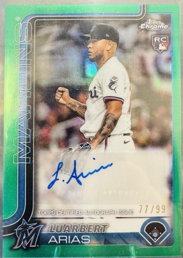 Luarbert Arias [Green Refractor] #AC-LAR