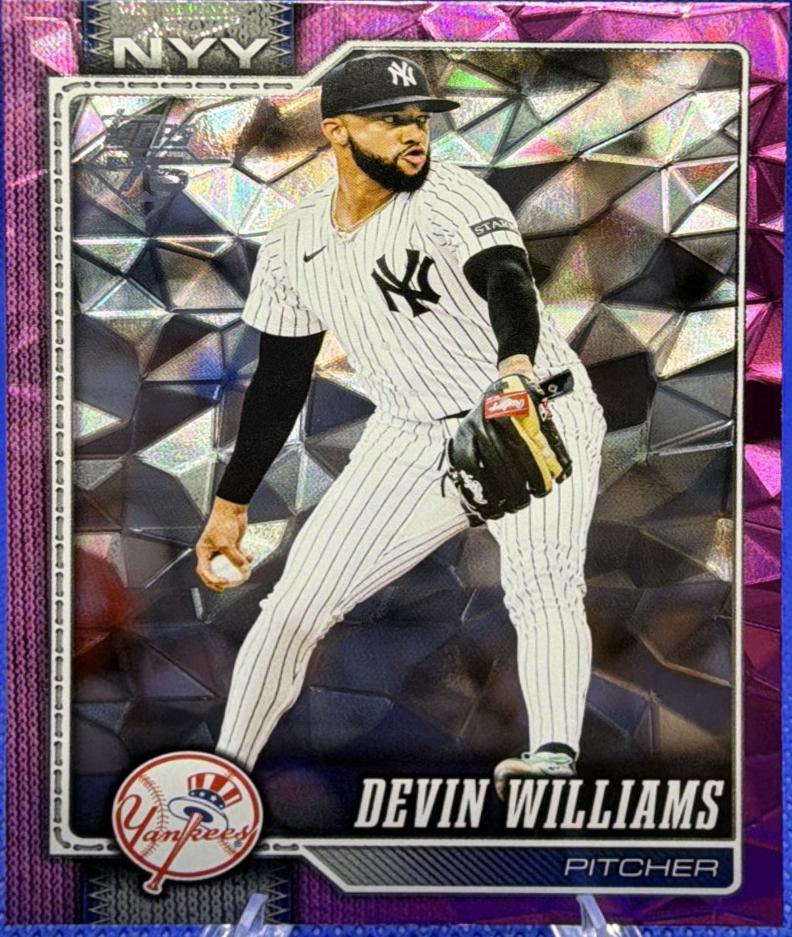 Devin Williams [Pink Diamante] #239