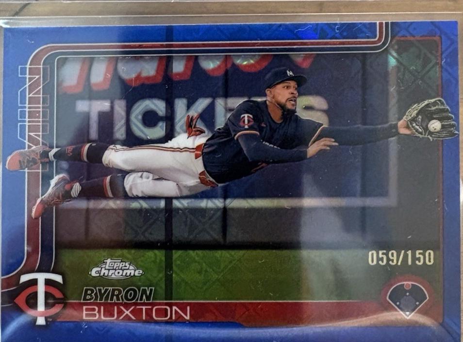 Byron Buxton [Blue Refractor] #172