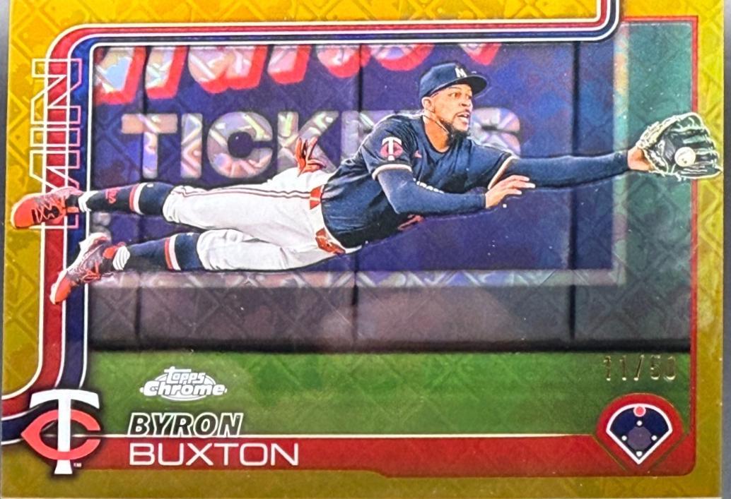 Byron Buxton [Gold Refractor] #172