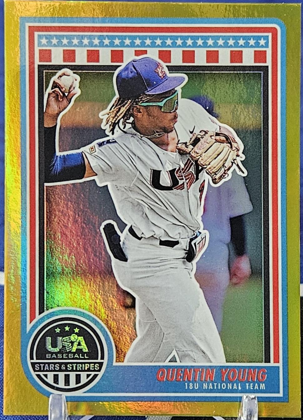 Quentin Young [Gold] #33