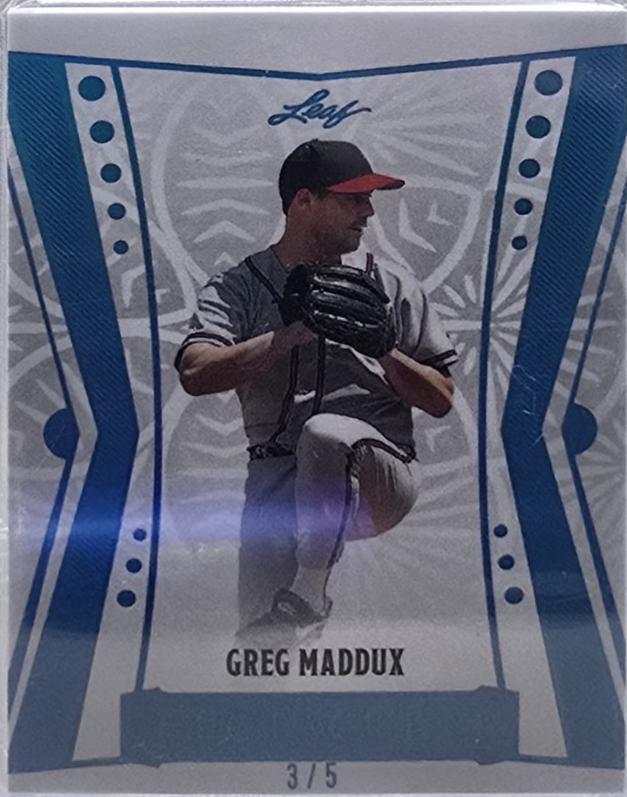 Greg Maddux [Platinum Blue] #35