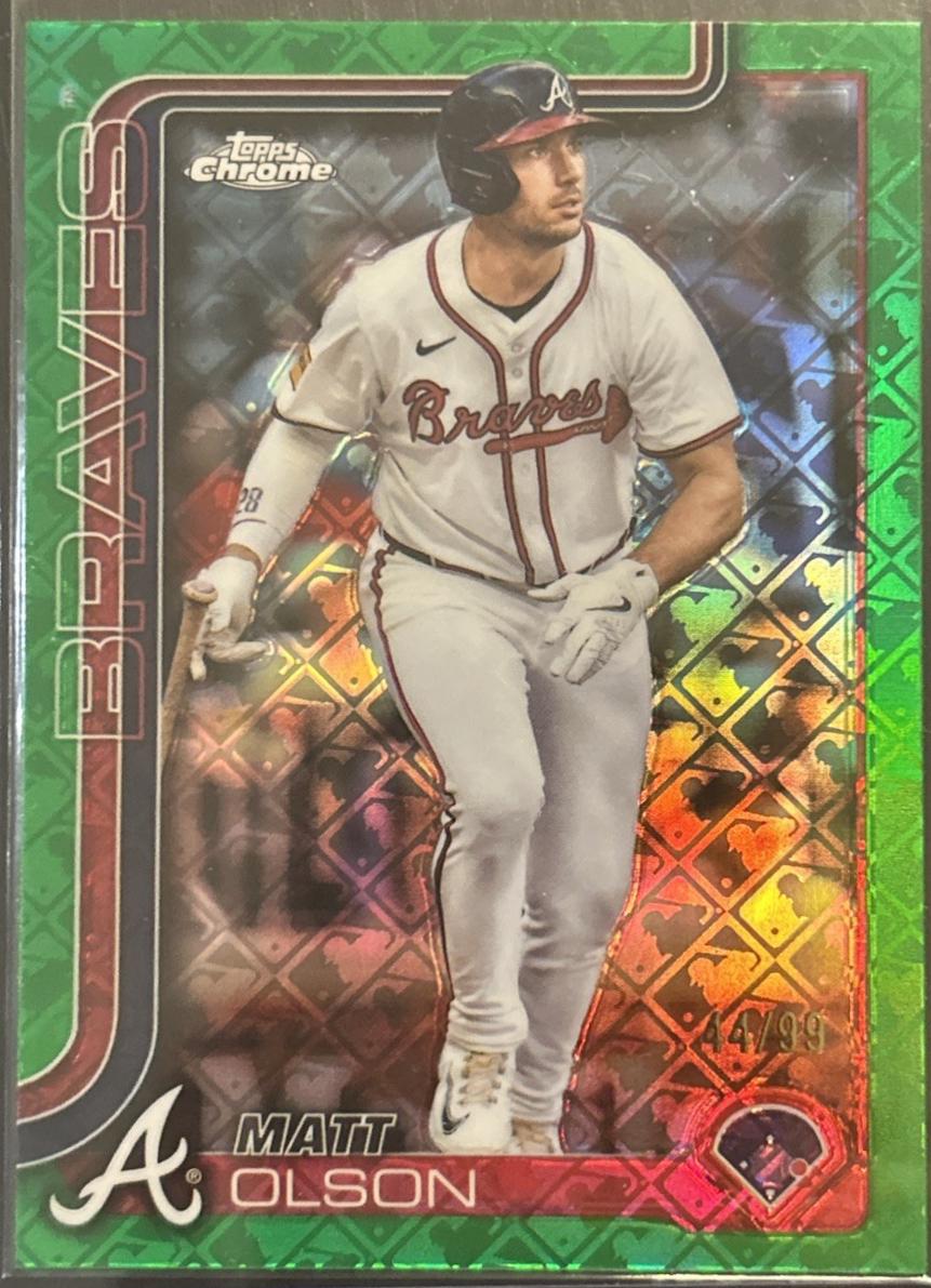 Matt Olson [Green Refractor] #193